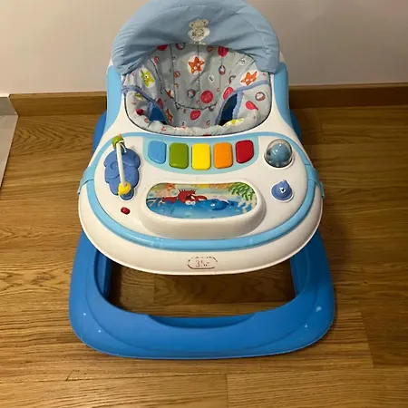 Comfortable And Spacious In A Location Apartment *