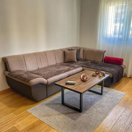 Apartment Comfortable And Spacious In A Location Podgorica